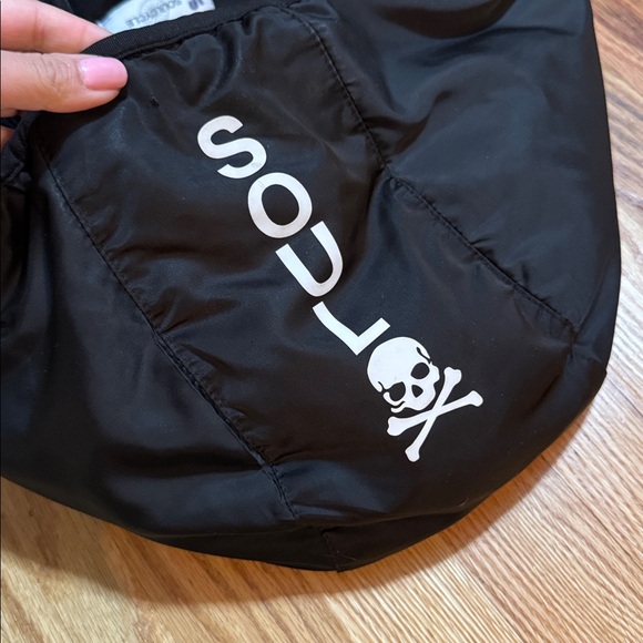 Soul Cycle Black Puffer Vest Size Large - Picture 4 of 5